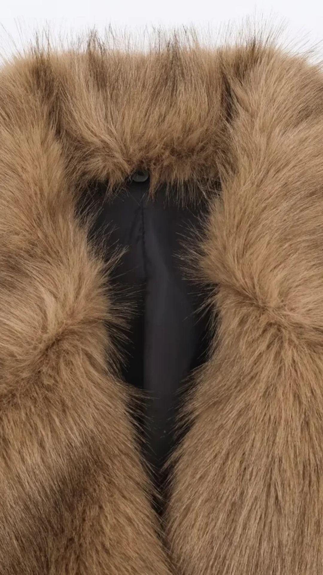 Elvyn – Faux Fur Tailored Blazer